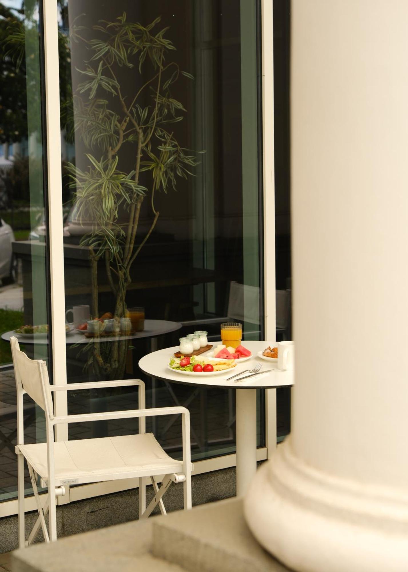 באטומי Le Port Boutique Apart Hotel מראה חיצוני תמונה